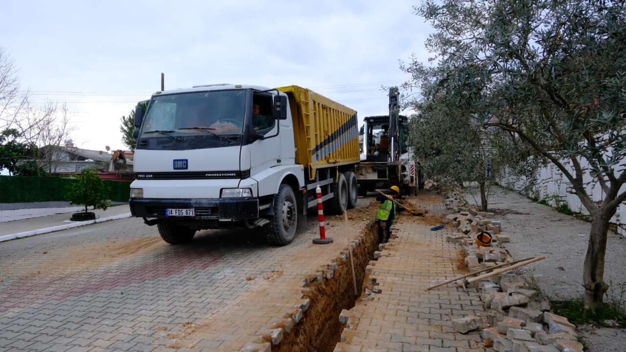 Yeşilbağcılar’da Doğalgaz Seferberliği: Dağdibi Mevkiinde İlk Kazma Vuruldu 5
